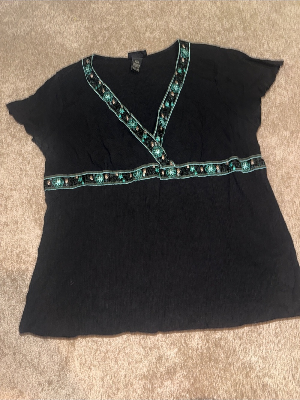 Lane Bryant Black Short-Sleeve V-Neck Top with Teal Embroidered Trim. B14